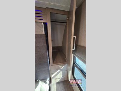 2022 Grand Design Imagine XLS - Photo 6