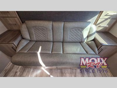 2022 Grand Design Imagine XLS - Photo 8