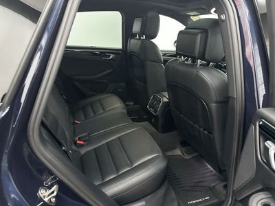 2022 Porsche Macan - Photo 25