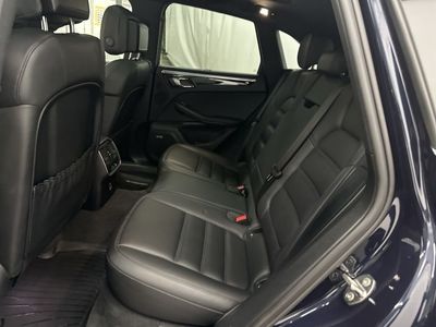 2022 Porsche Macan - Photo 24