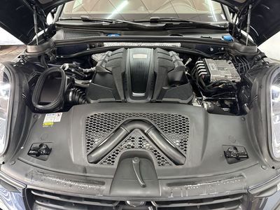 2022 Porsche Macan - Photo 32