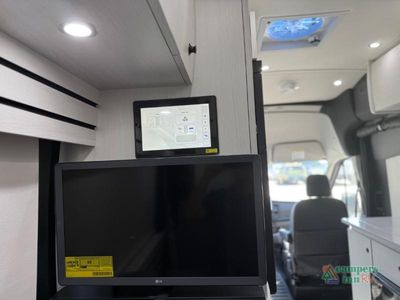 2025 Pleasure-Way Ontour - Photo 33