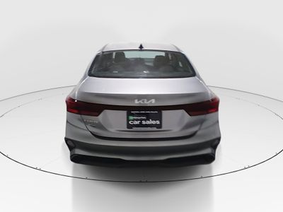2023 Kia Forte - Photo 6