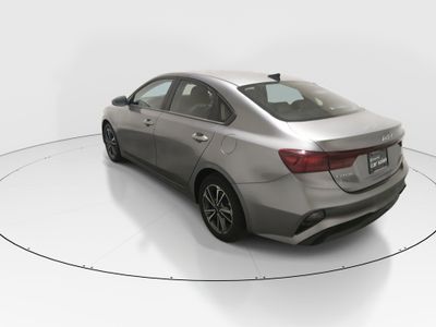 2023 Kia Forte - Photo 5