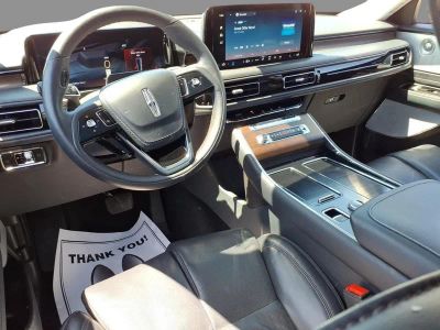 2025 Lincoln Aviator — detail view