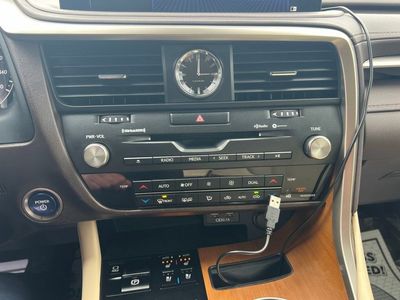 2020 Lexus RX 450h - Photo 39