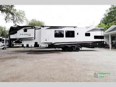 2026 Jayco Seismic - Photo 4