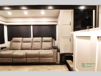 2026 Jayco Seismic - Photo 13