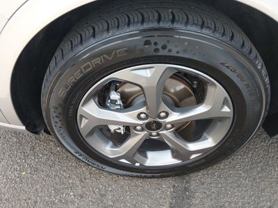 2024 Ford Escape — photo 10 view