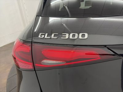 2026 Mercedes-Benz GLC - Photo 11