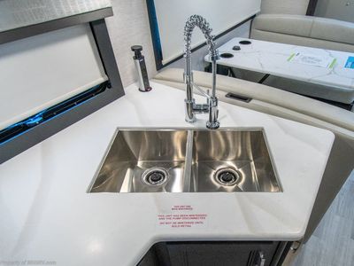 2026 Thor Motor Coach Omni Trail - Photo 23