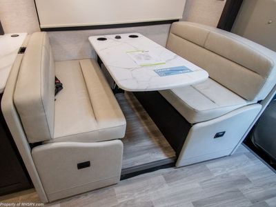 2026 Thor Motor Coach Omni Trail - Photo 14