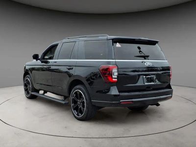 2024 Ford Expedition — side profile view