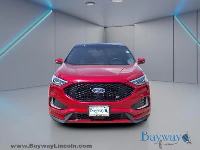 2020 Ford Edge — detail view