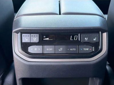 2026 Lexus TX — photo 21 view