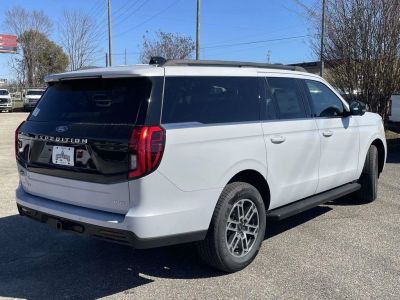2026 Ford Expedition - Photo 3