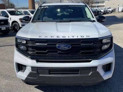 2026 Ford Expedition - Photo 8