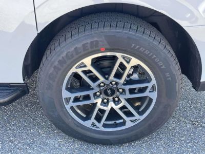 2026 Ford Expedition - Photo 9