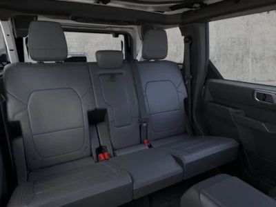 2026 Ford Bronco - Photo 11