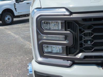 2026 Ford F-350SD — photo 10 view