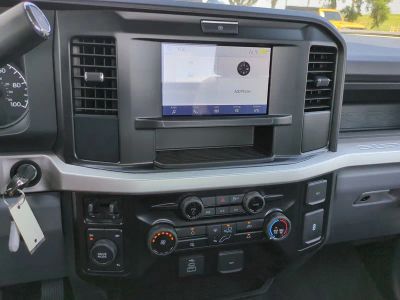 2026 Ford F-350SD — photo 16 view
