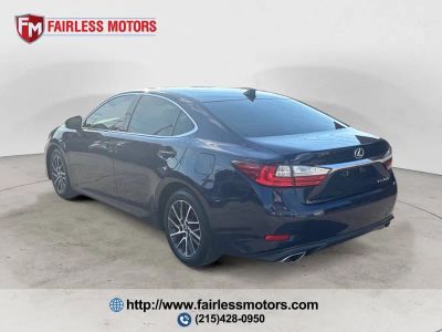 2017 Lexus ES 350 — rear three-quarter view