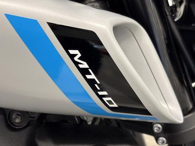 2025 Yamaha MT-10 - Photo 13