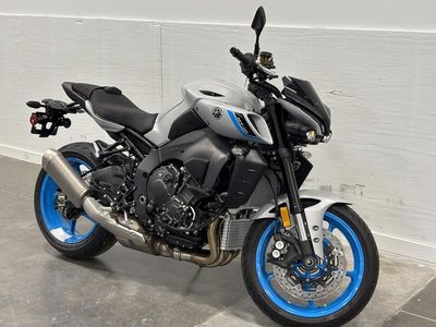 2025 Yamaha MT-10 - Photo 2