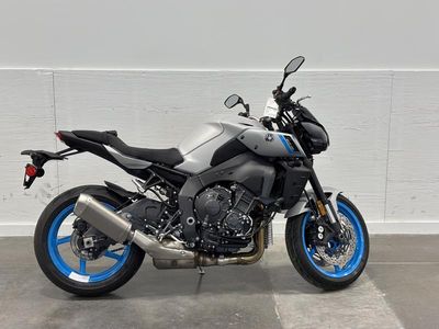 2025 Yamaha MT-10 - Photo 11