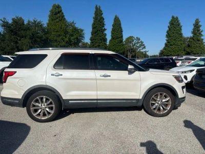 2019 Ford Explorer — interior view