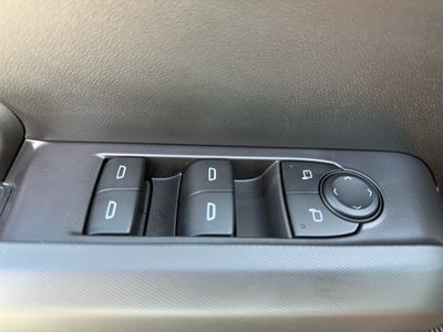 2025 Chevrolet Colorado — photo 16 view