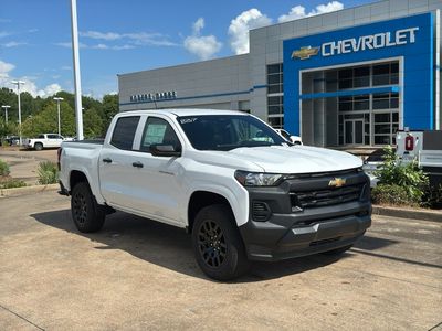 2025 Chevrolet Colorado 14C43 — front three-quarter view