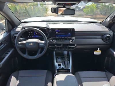 2025 Chevrolet Colorado — photo 21 view