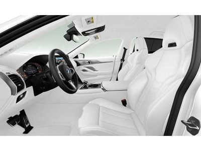 2026 BMW 8 Series - Photo 6