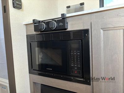 2026 Grand Design Transcend One - Photo 12
