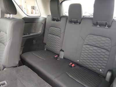 2025 Nissan Pathfinder — photo 19 view