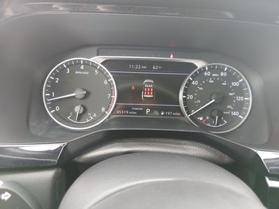 2025 Nissan Pathfinder — photo 14 view