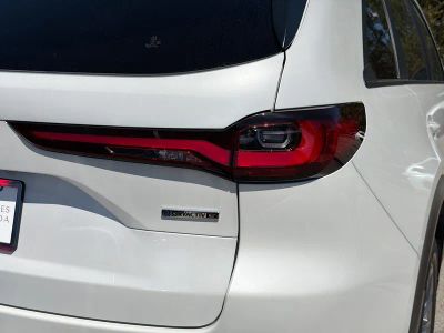 2026 Mazda CX-90 — photo 11 view