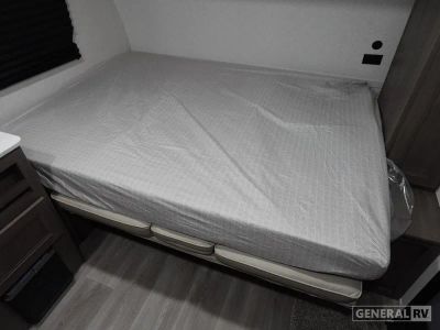 2026 Grand Design Transcend One - Photo 11