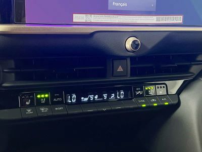 2026 Toyota Crown Signia — photo 23 view