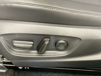 2026 Toyota Crown Signia — photo 13 view
