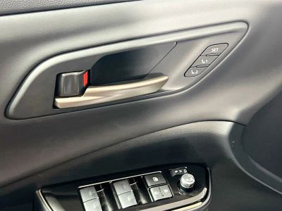 2026 Toyota Crown Signia — photo 14 view