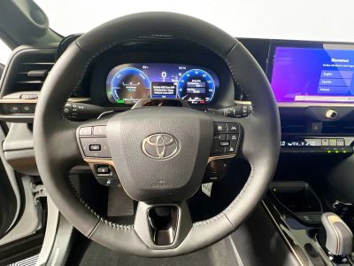 2026 Toyota Crown Signia — photo 15 view