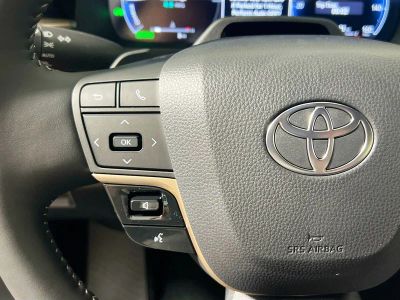 2026 Toyota Crown Signia — photo 16 view