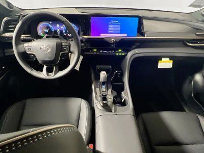 2026 Toyota Crown Signia — photo 26 view