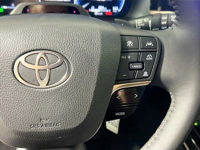 2026 Toyota Crown Signia — photo 17 view