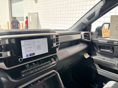 2026 Toyota Tundra — photo 16 view