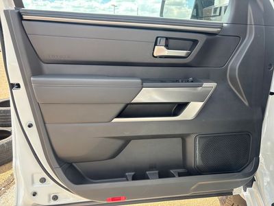 2026 Toyota Tundra — photo 7 view