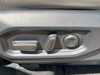 2026 Toyota Tundra — photo 10 view