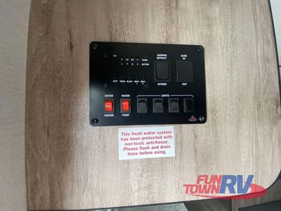2025 Gulf Stream RV Enlighten - Photo 44